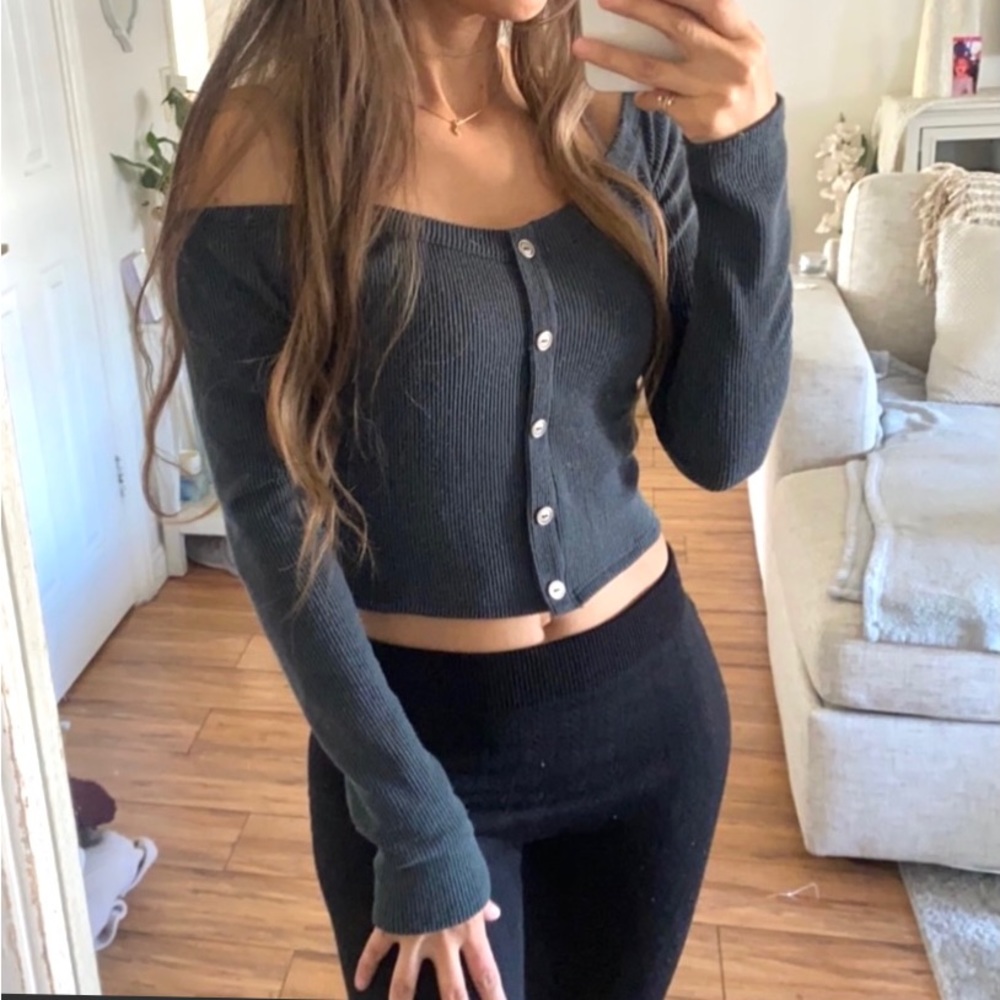 🪞 ribbed off the shoulder button front long sleeve top in dark emerald green